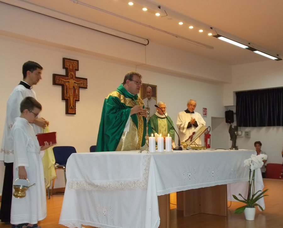 Accoglienza delle Suore Orsoline a Colle San Giovanni