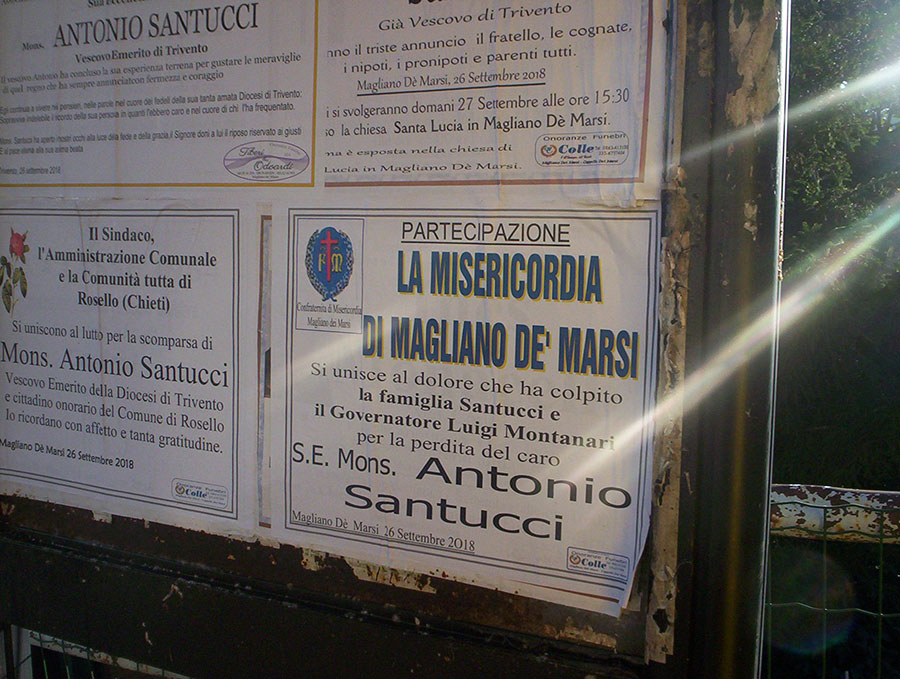 Il funerale di mons. Santucci