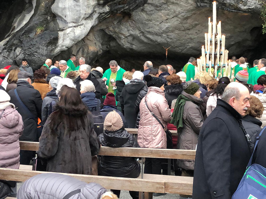 Pellegrinaggio a Lourdes con il Vescovo Claudio