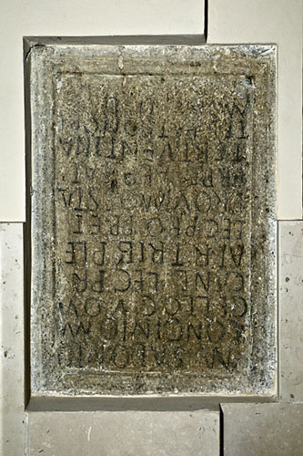 Lapide romana rovesciata