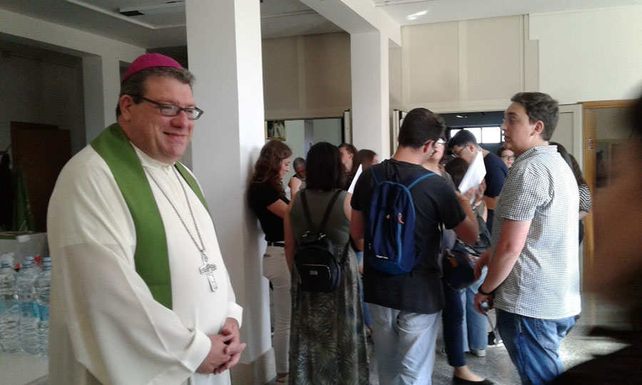 Don Ernesto della Corte incontra i giovani della Diocesi