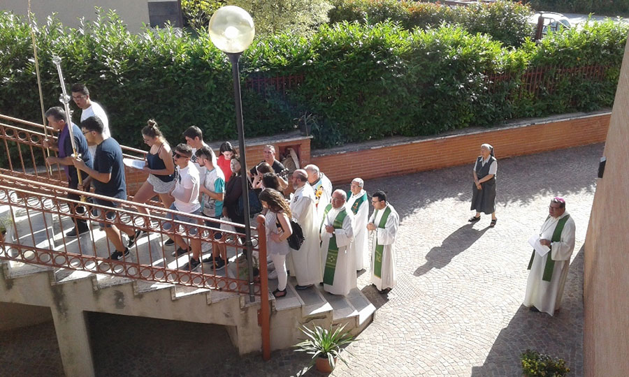 Don Ernesto della Corte incontra i giovani della Diocesi