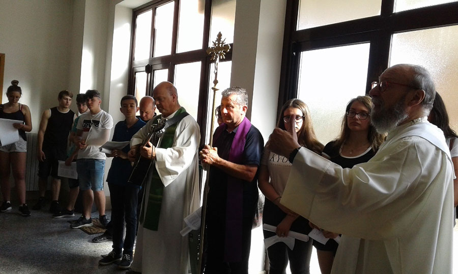 Don Ernesto della Corte incontra i giovani della Diocesi