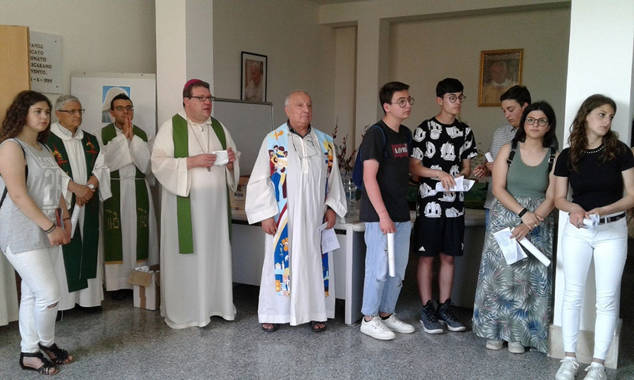 Don Ernesto della Corte incontra i giovani della Diocesi