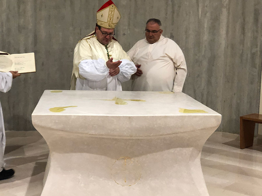 Consacrazione del nuovo altare di San Casto