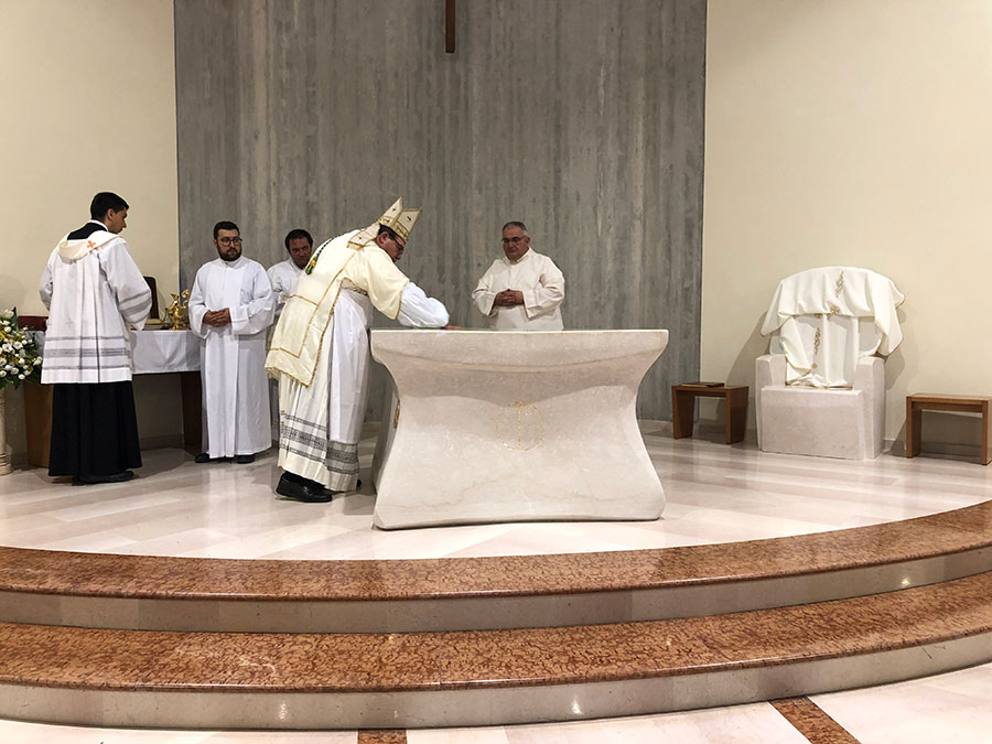 Consacrazione del nuovo altare di San Casto