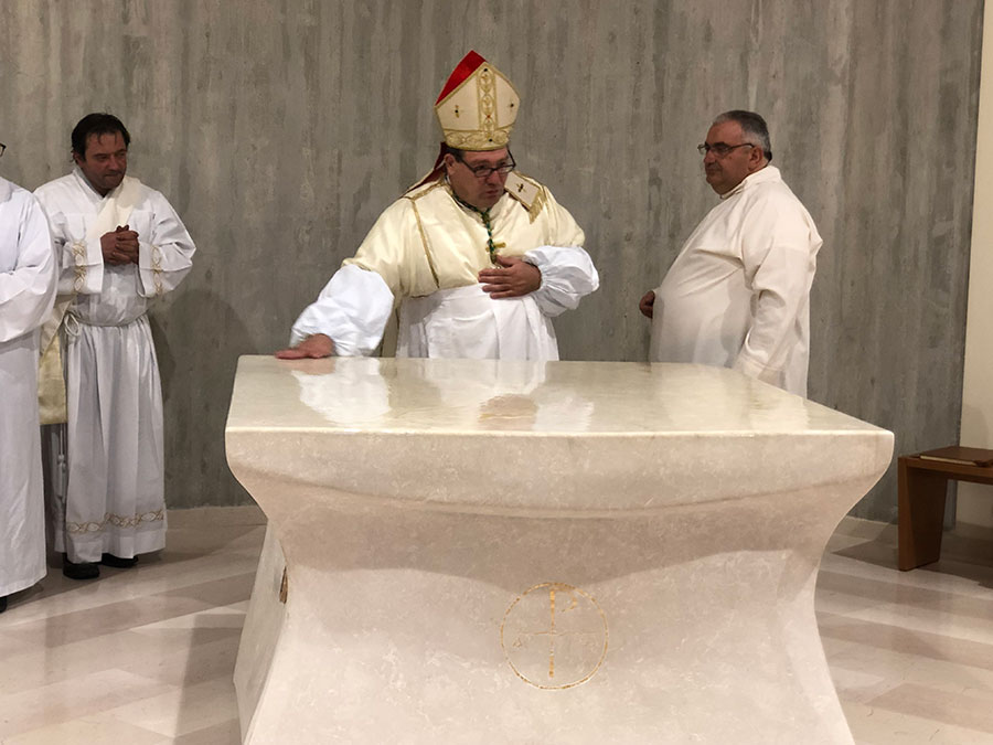 Consacrazione del nuovo altare di San Casto