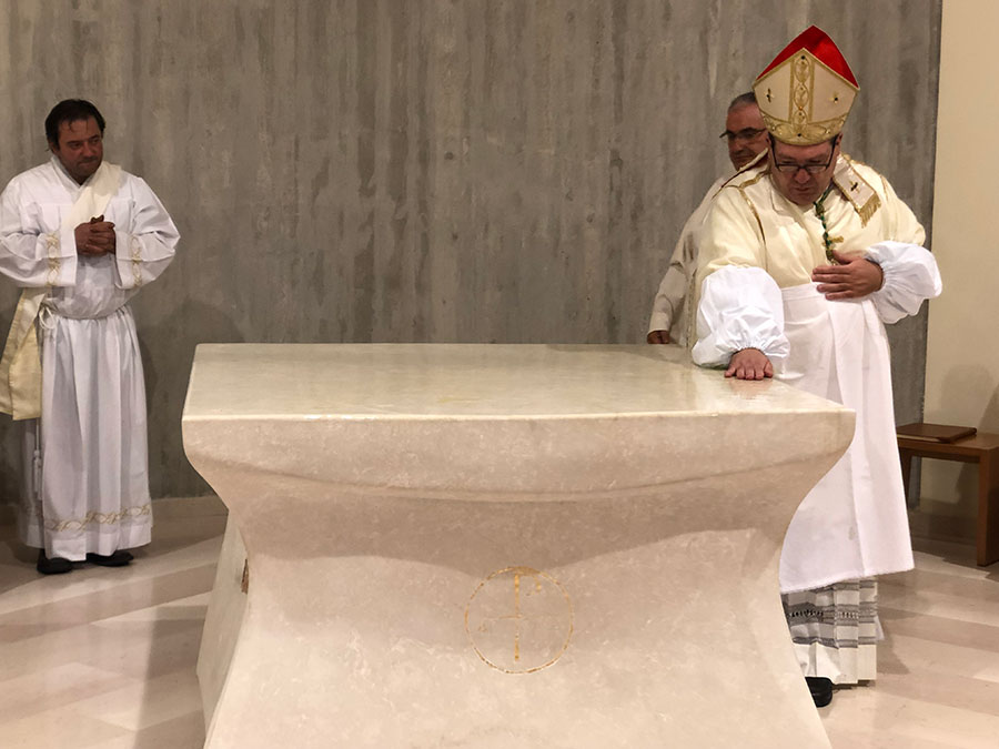 Consacrazione del nuovo altare di San Casto