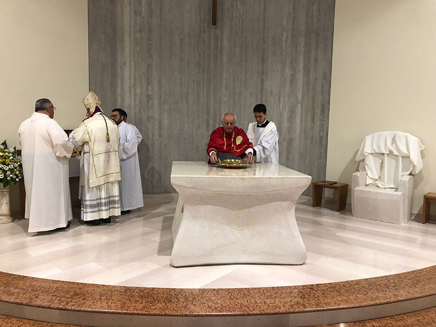 Consacrazione del nuovo altare di San Casto
