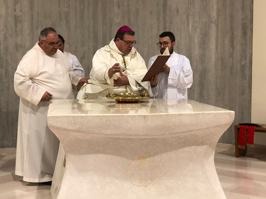 Consacrazione del nuovo altare di San Casto