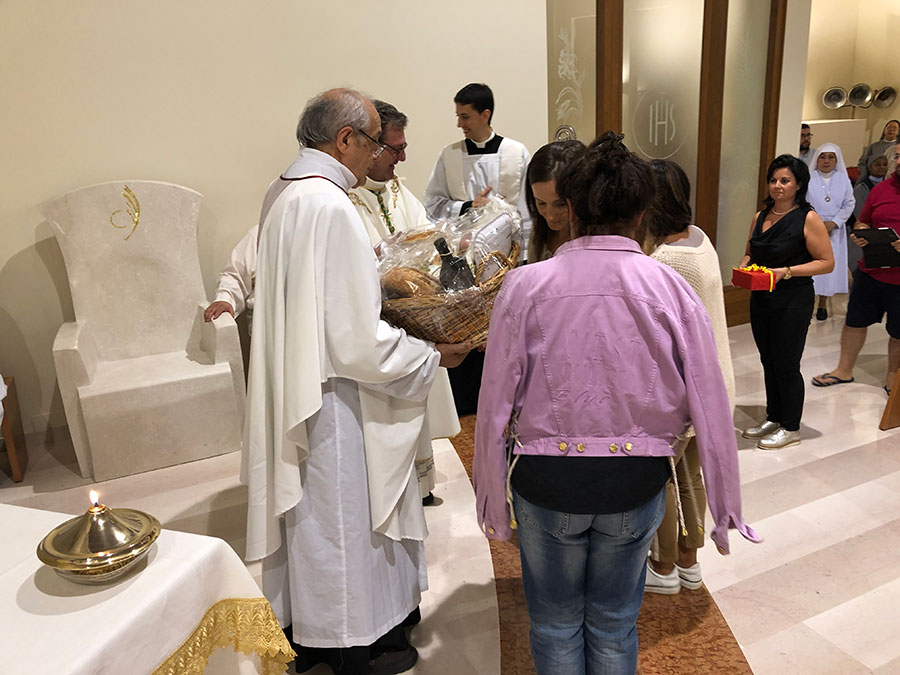 Consacrazione del nuovo altare di San Casto