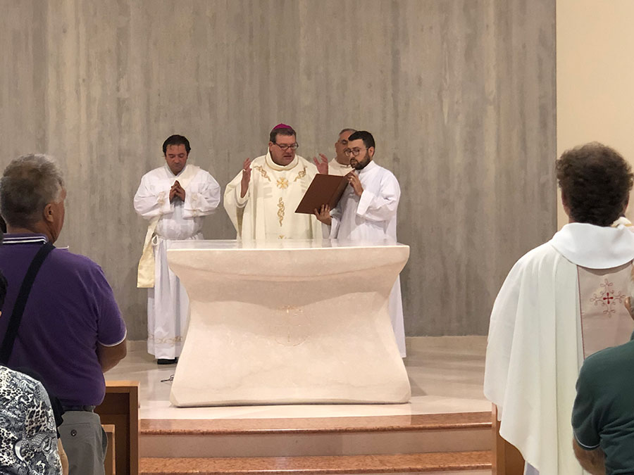 Consacrazione del nuovo altare di San Casto