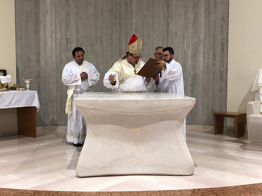 Consacrazione del nuovo altare di San Casto