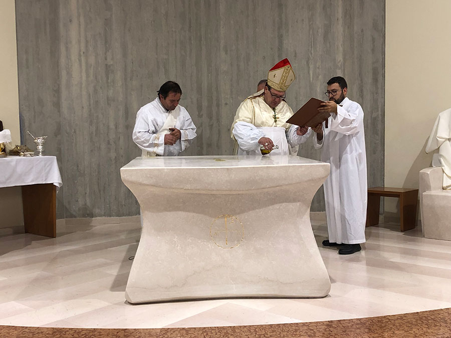 Consacrazione del nuovo altare di San Casto