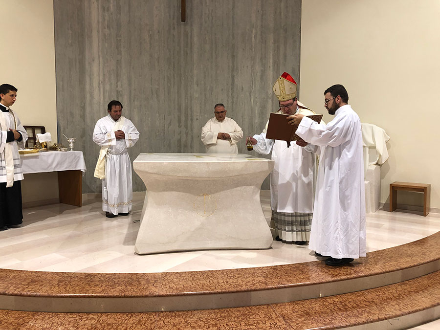 Consacrazione del nuovo altare di San Casto