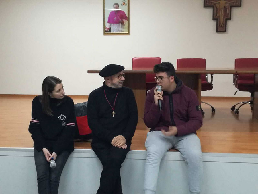 Ultimo incontro dei ragazzi della Diocesi con Padre Ernesto Della Corte