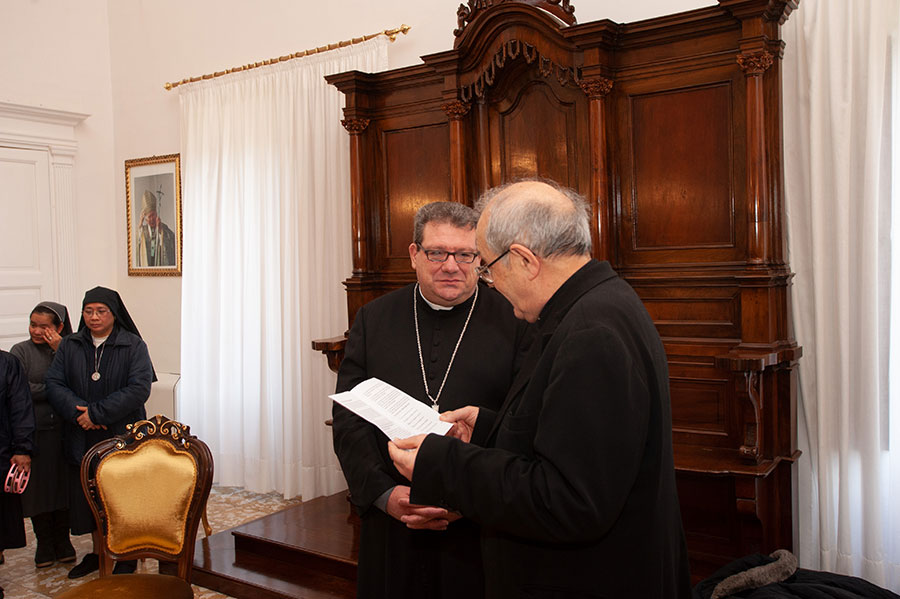 Buon compleanno Vescovo Claudio!