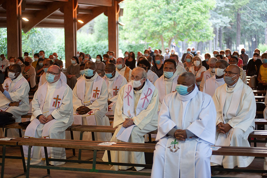 Ordinazione sacerdotale di Padre Adrien