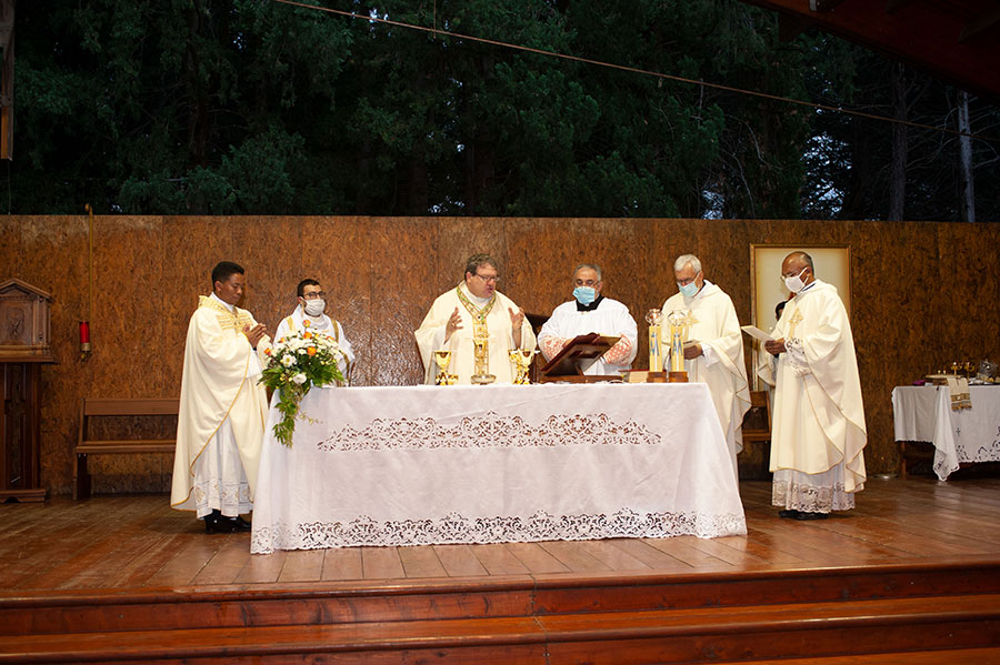 Ordinazione sacerdotale di Padre Adrien