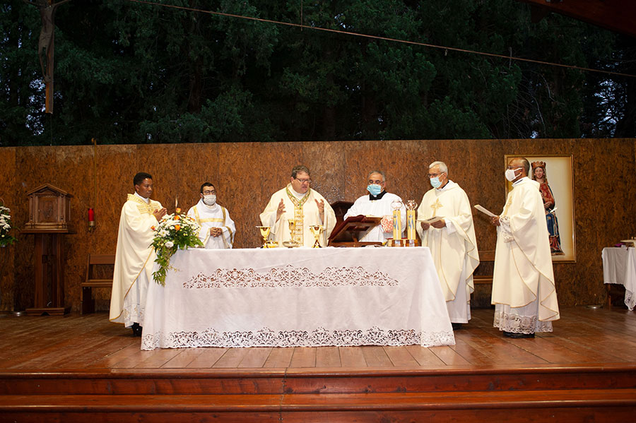 Ordinazione sacerdotale di Padre Adrien