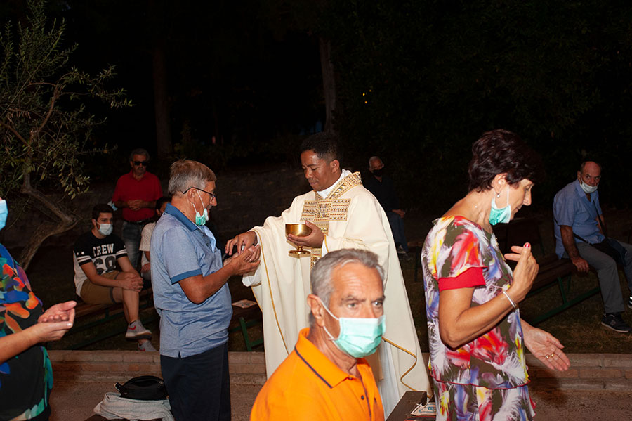 Ordinazione sacerdotale di Padre Adrien