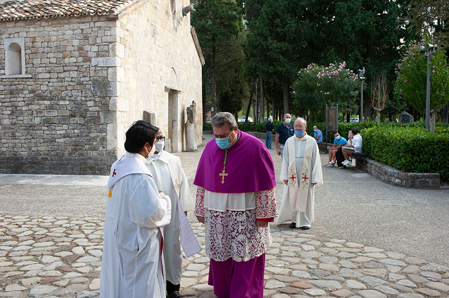 Ordinazione sacerdotale di Padre Adrien