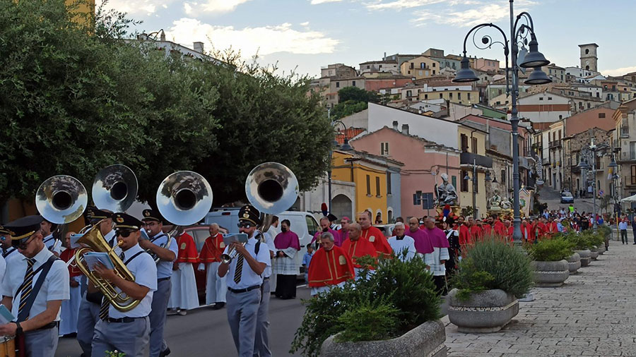 La processione dei Santi Patroni a Trivento