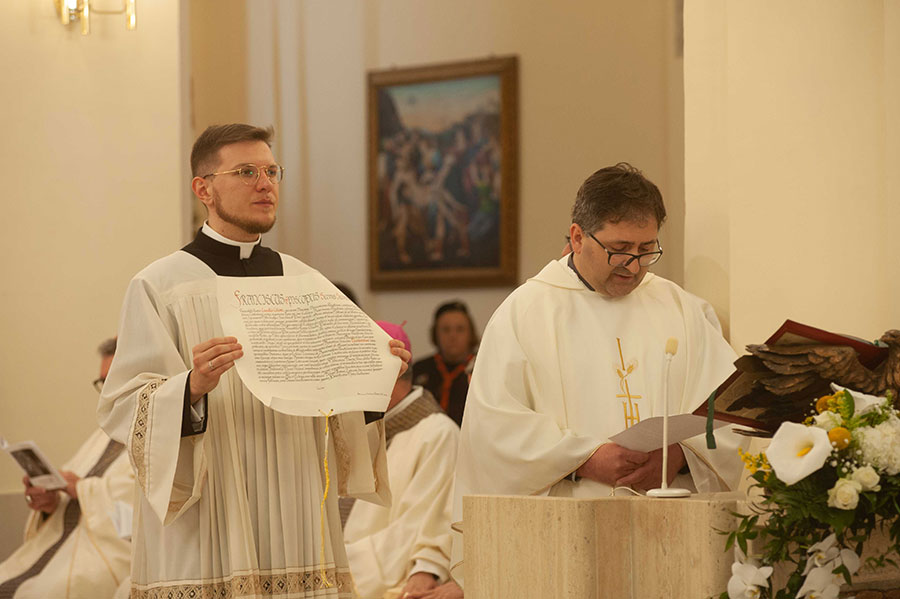 L'ingresso in Diocesi del nuovo Vescovo S.E. Mons. Camillo Cibotti