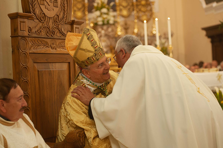 L'ingresso in Diocesi del nuovo Vescovo S.E. Mons. Camillo Cibotti