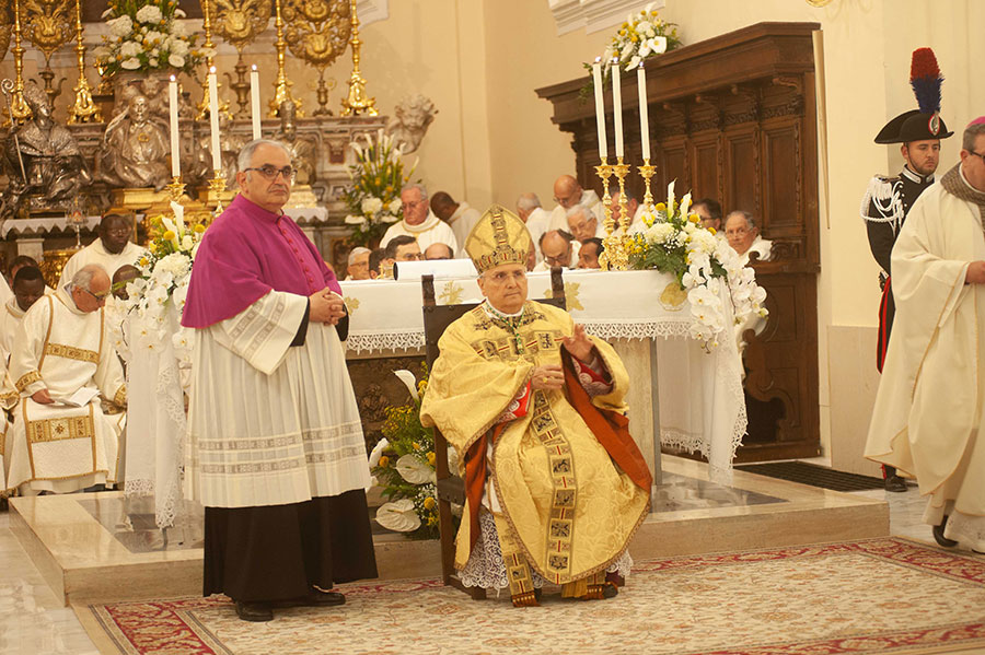L'ingresso in Diocesi del nuovo Vescovo S.E. Mons. Camillo Cibotti