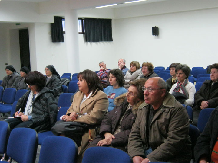 Alcune foto della Conferenza di sabato 12 Marzo, tenutasi a Trivento dal Preside Picardi