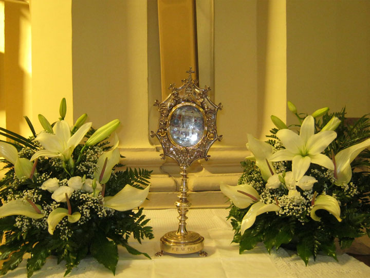 La Reliquia di San Francesco: la funzione religiosa e la processione