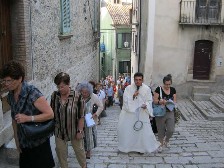 La Reliquia di San Francesco: la funzione religiosa e la processione