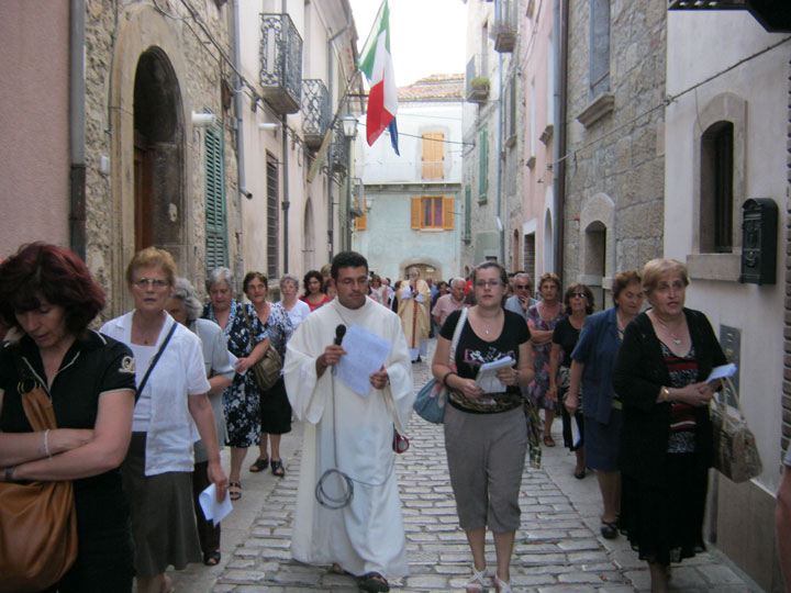 La Reliquia di San Francesco: la funzione religiosa e la processione