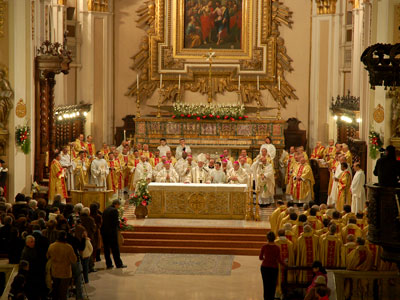La cattedrale di Chieti durante l'ordinazione episcopale di Mons Scotti