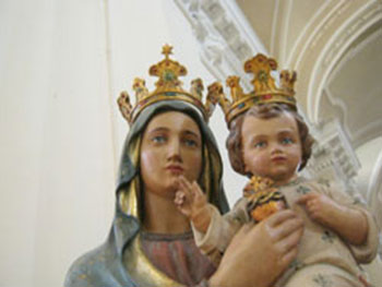Maggio è il mese del Santo Rosario. Ogni giorno alle 18.30 su TLT Molise con il Vescovo Claudio