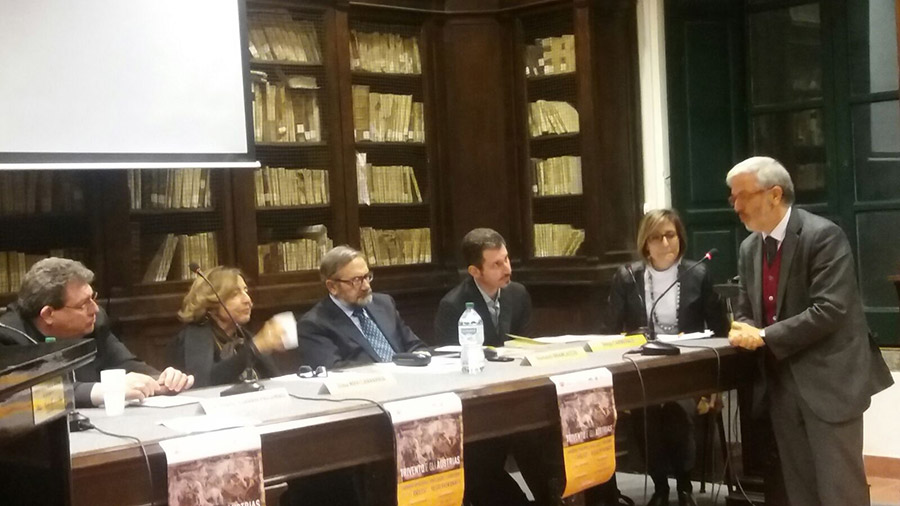 Una foto della conferenza