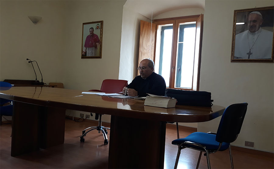 Una foto di Mons. Luca Mastrangelo