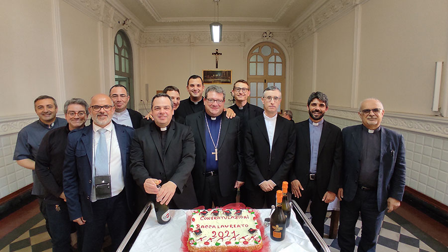 I nuovi Baccellieri in Sacra Teologia del Seminario Regionale Abruzzese Molisano di Chieti