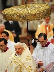 SANTA MESSA NELLA CENA DEL SIGNORE: OMELIA DEL SANTO PADRE BENEDETTO XVI