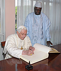 Benedetto XVI al vertice mondiale della FAO: un rapporto paritario tra Paesi ricchi e poveri