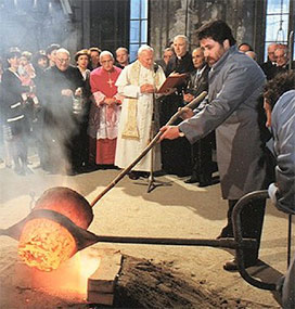 La Fonderia Marinelli celebra il ventennale della visita di Giovanni Paolo II