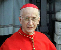 Il Cardinale Ruini da il Benvenuto al Nostro Vescovo durante l'Assemblea Generale della Conferenza Episcopale Italiana