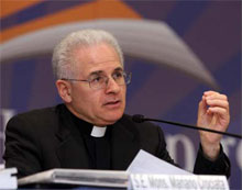 «I mafiosi sono fuori dalla Chiesa». L'intervento di Monsignor Crociata ad Assisi