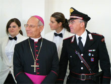 Mercoledì mons. Scotti, in Agnone, alla presenza del generale Maurizio Scoppa, ha inaugurato la nuova caserma dei carabinieri
