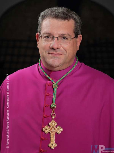 Il vescovo di Trivento Claudio Palumbo
