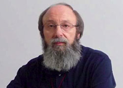 Padre Ernesto Della Corte