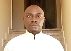 M.Rev.do Diacono Augustin Vayitsandia